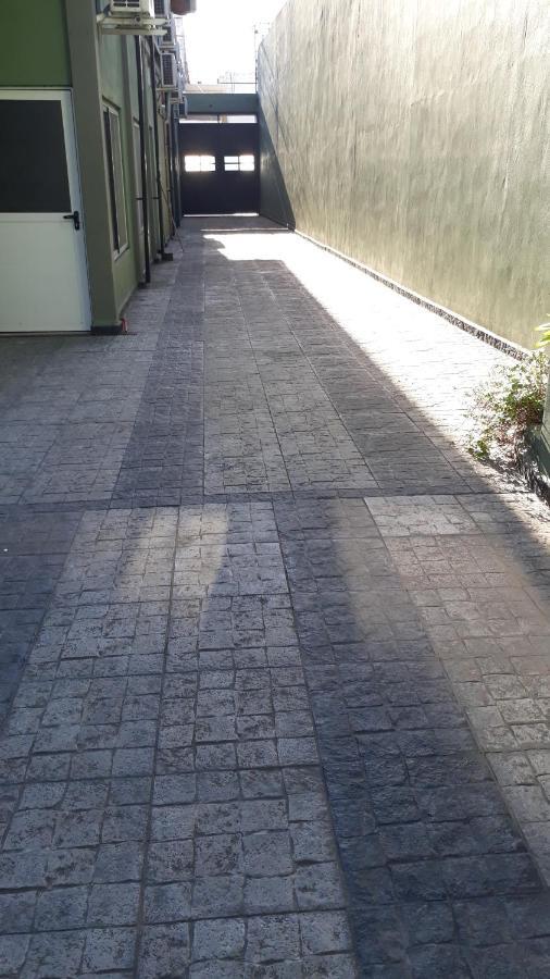 Hostel Puerta De Hierro Villa Alsina Εξωτερικό φωτογραφία